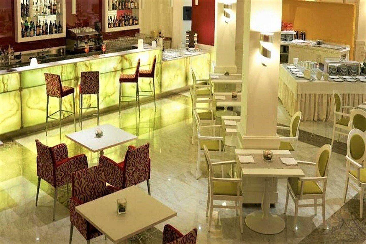 东方酒店 巴里 外观 照片